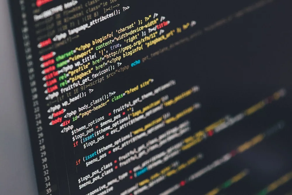 AvantIT custom software development — React, .NET and Azure for web applications, mobile apps and cloud architecture